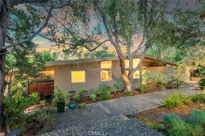 4135 Meadowridge Place