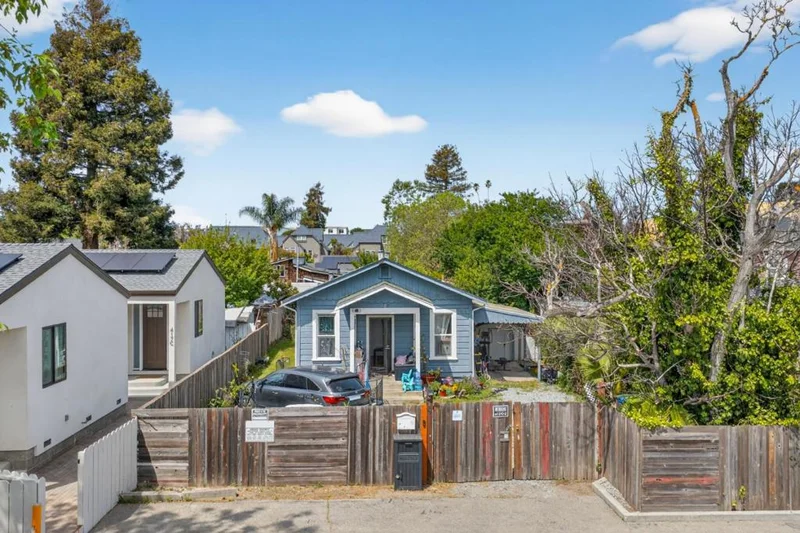 419 Barson Street photo 2