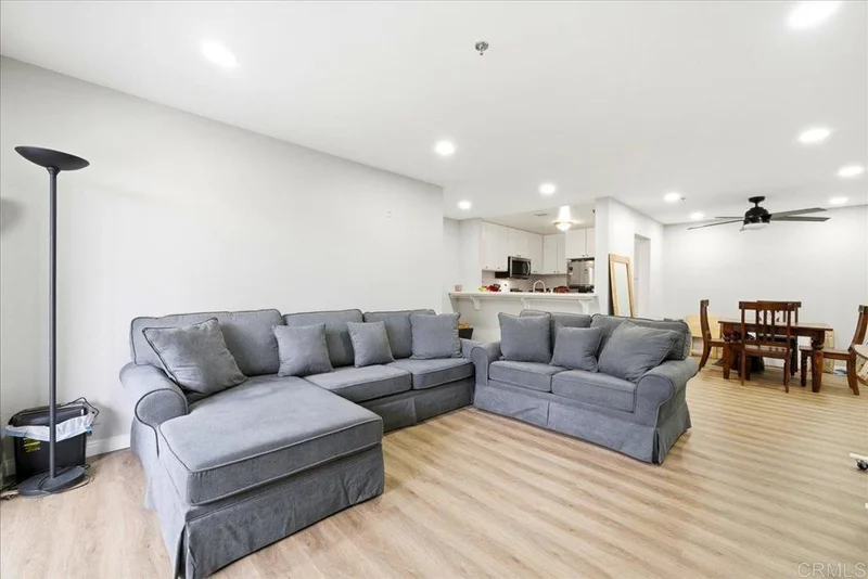 3980 Faircross Place 13