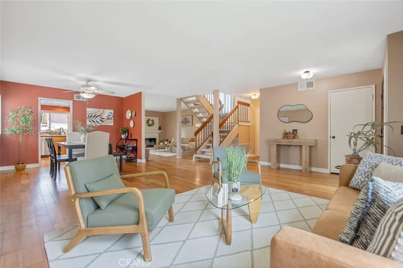 27503 Fairport, Canyon Country, CA 91351