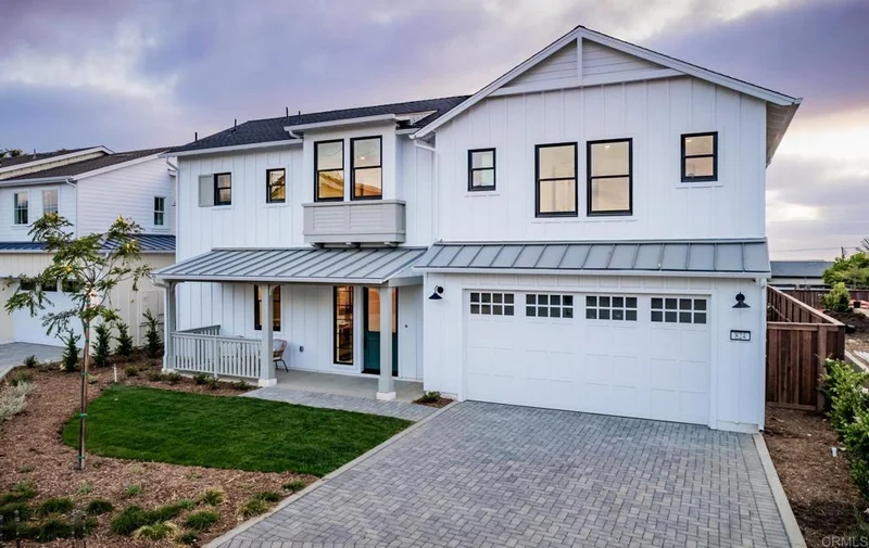 824 Conestoga Ct