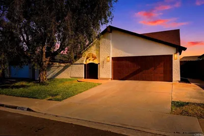 8487 Pallux Way