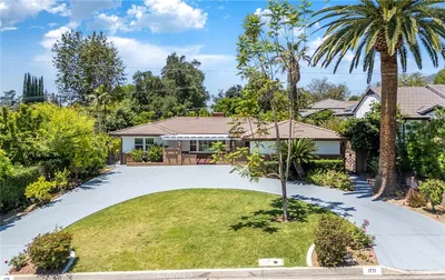 1771 Oakwood
