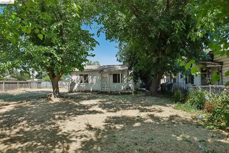 4130 Dayton St, Sacramento, CA 95838