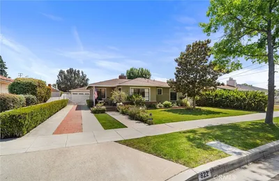 822 E Walnut Avenue