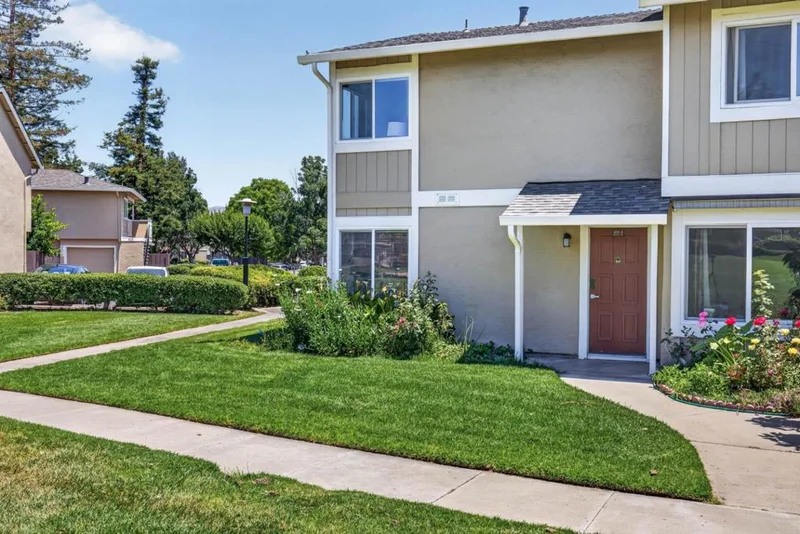 2215 Warfield Way D, San Jose, CA 95122