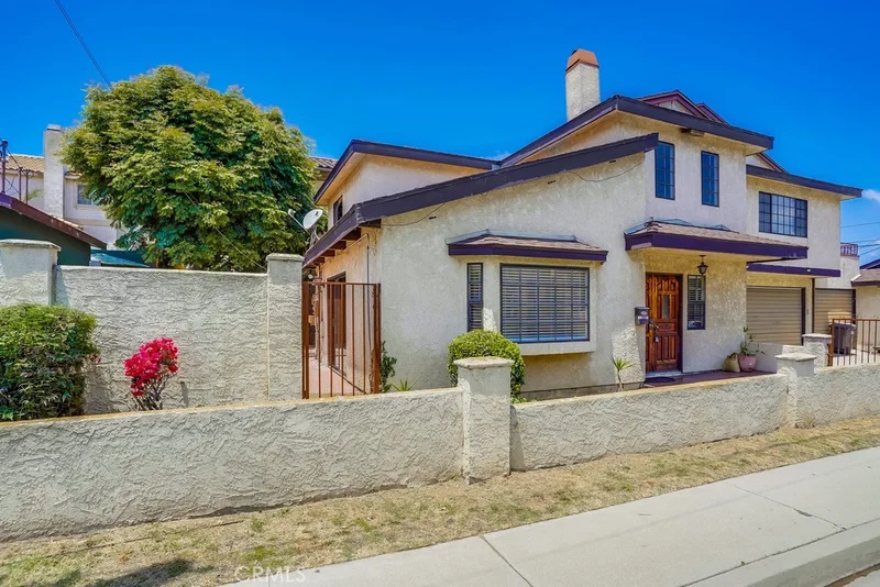 1307 Mackay Lane