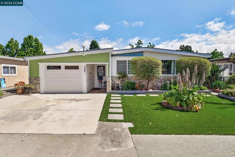 380 Alhambra Ave