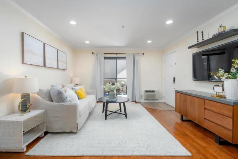 880 E Fremont Avenue 203, Sunnyvale, CA 94087