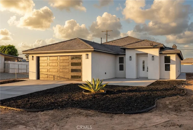 11442 Primrose, Hesperia, CA 92345