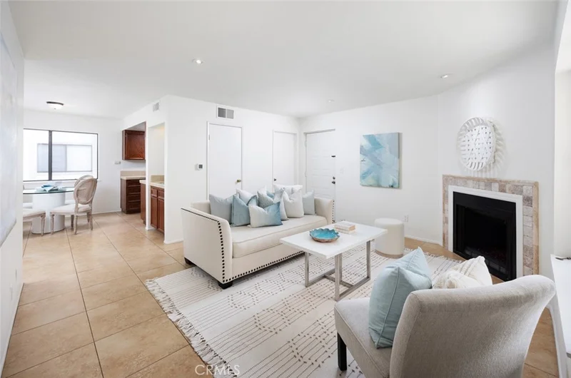 2206 A N Broadway 27, Santa Ana, CA 92706