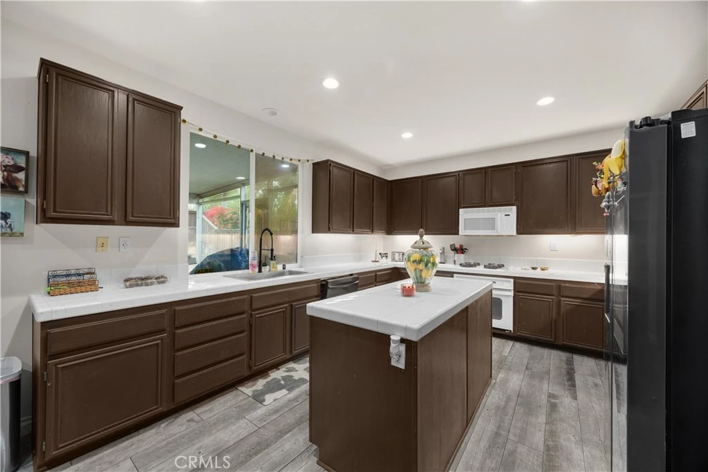 Photo 13 of 32509 Sprucewood