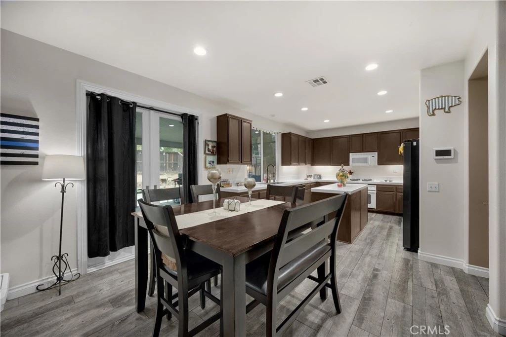 Photo 9 of 32509 Sprucewood
