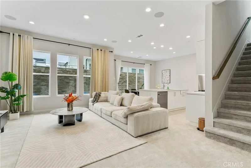181 Pin Lane photo 2