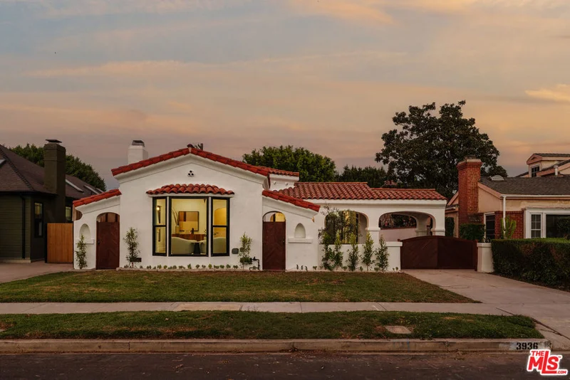 3936 Olmsted Avenue, Los Angeles, CA 90008