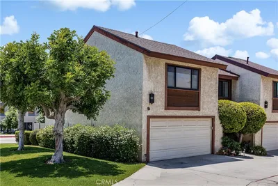 235 E Foothill N
