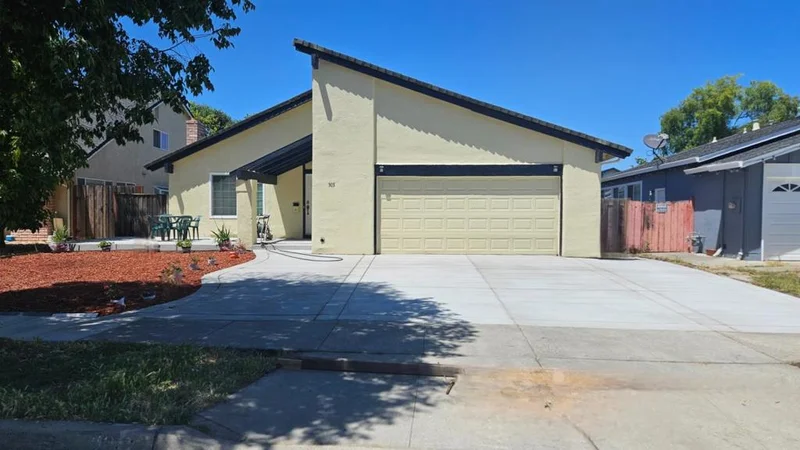 305 Lassenpark Circle