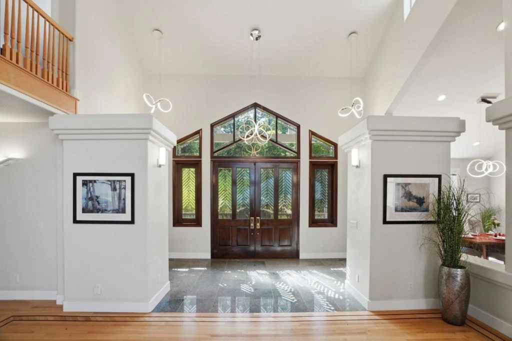 Interior 3