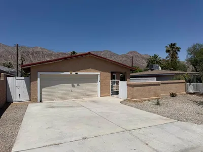 52121 Avenida Velasco