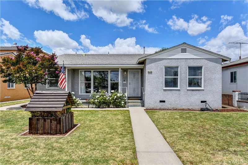 7407 Broadway Avenue, Whittier, CA 90606