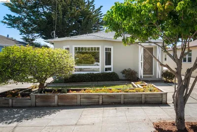 946 Jackson St, Albany, CA 94706
