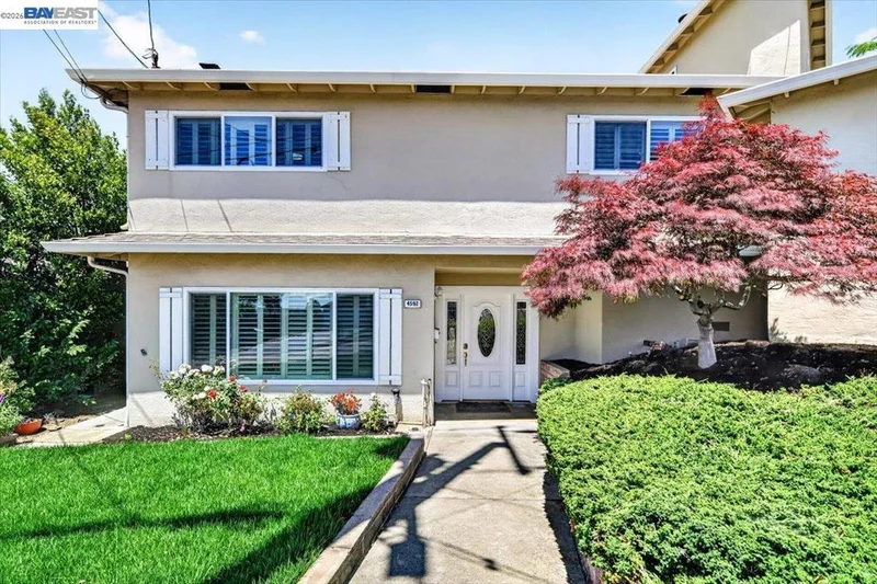 4592 Edwards Ln, Castro Valley, CA 94546