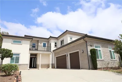 1330 Waterbrook photo 2