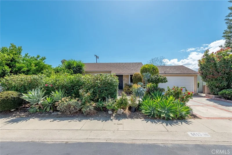 8613 Katherine, Panorama City, CA 91402