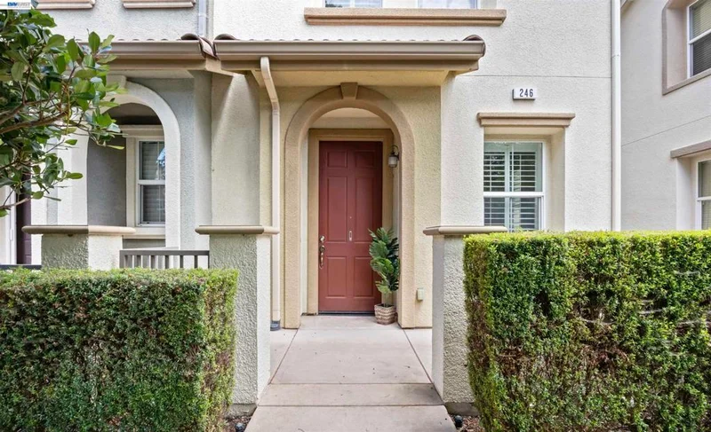 246 Sullivan Way, Hayward, CA 94541