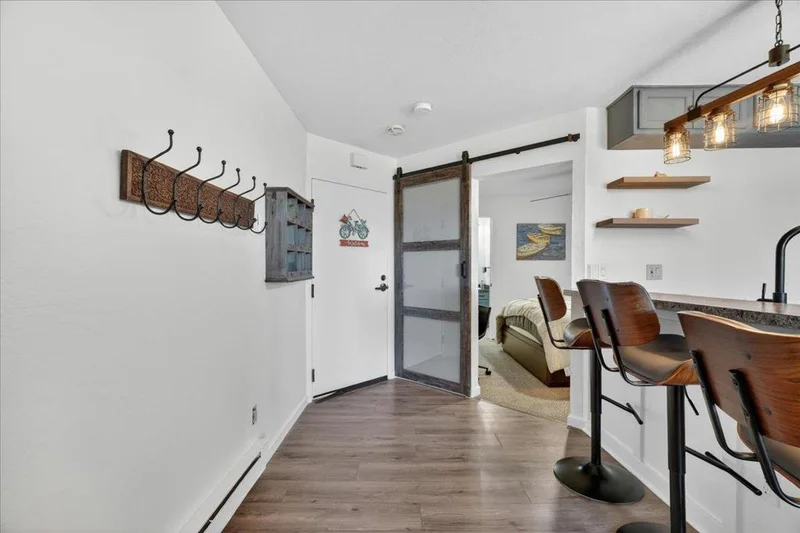 125 Surf Way 305, Monterey, CA 93940