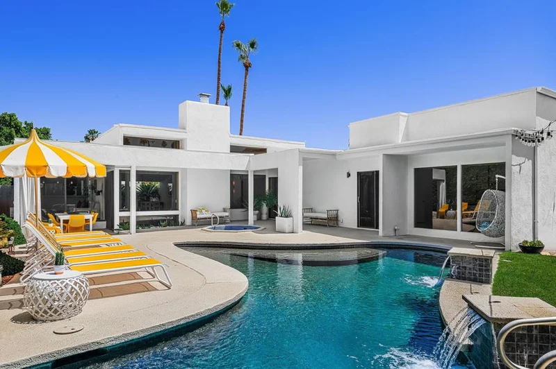 1925 S Joshua Tree Place