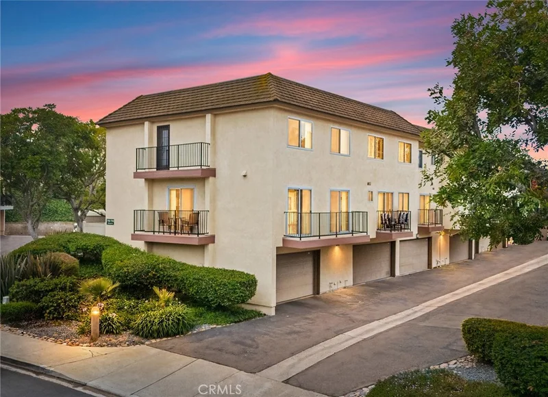 7720 Nightingale Way, San Diego, CA 92123
