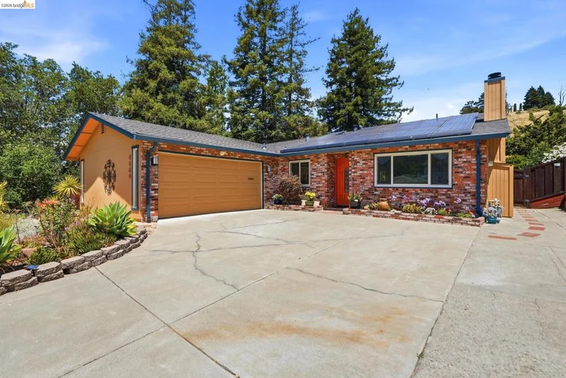 2662 Tamalpais Dr, Pinole, CA 94564