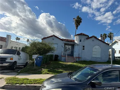 3421 Linda Vista