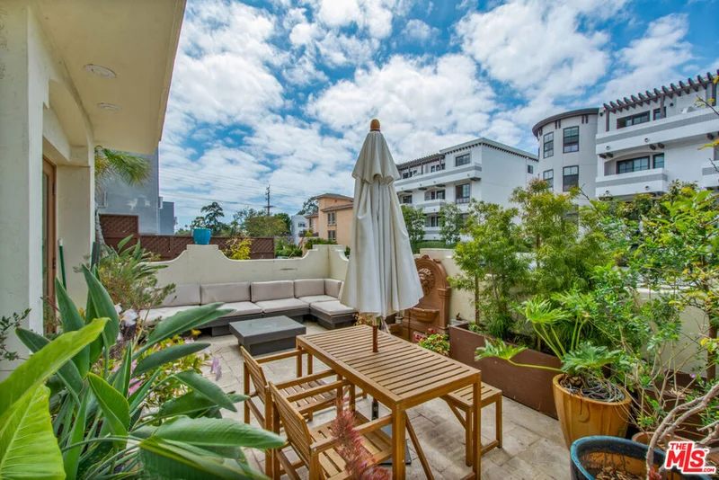 11838 Kiowa Avenue 101