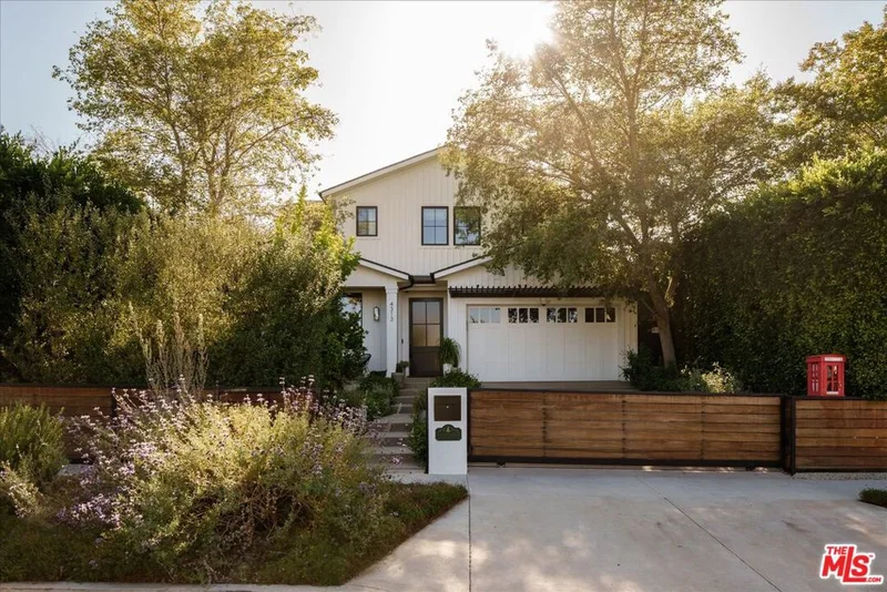 4313 Bellingham Avenue, Studio City, CA 91604