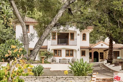 3268 Serra Road photo 2