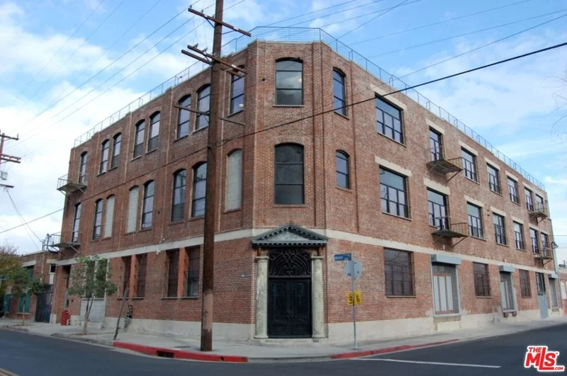 652 Mateo Street 102, Los Angeles, CA 90021