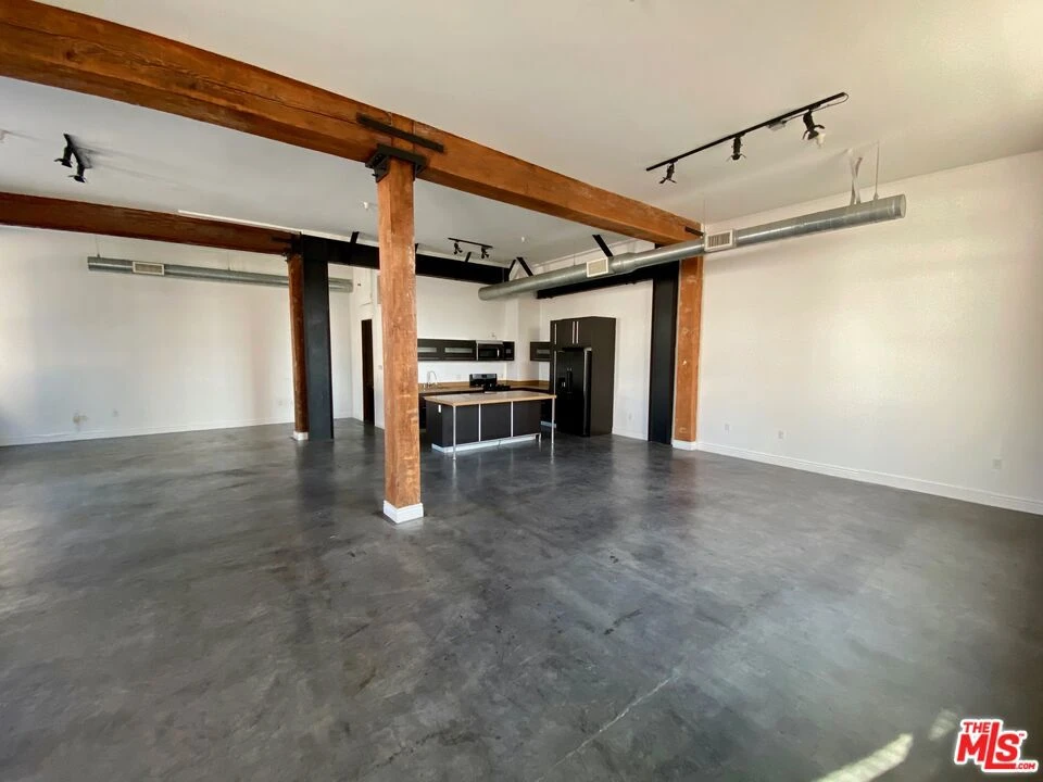 Interior 3