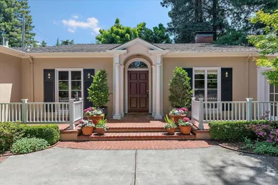 1305 Santa Cruz Avenue, Menlo Park, CA 94025