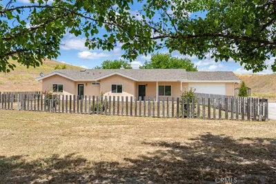 76846 Ranchita Canyon Road photo 2