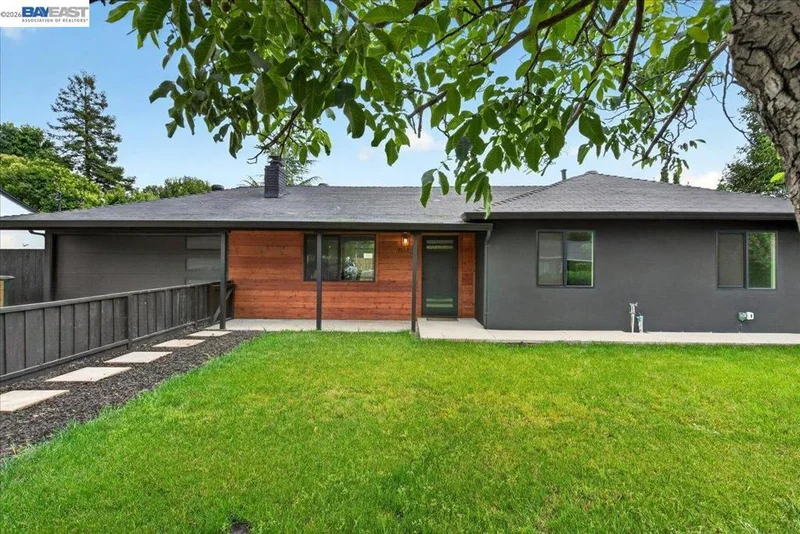 1850 Gilardy Dr, Concord, CA 94518
