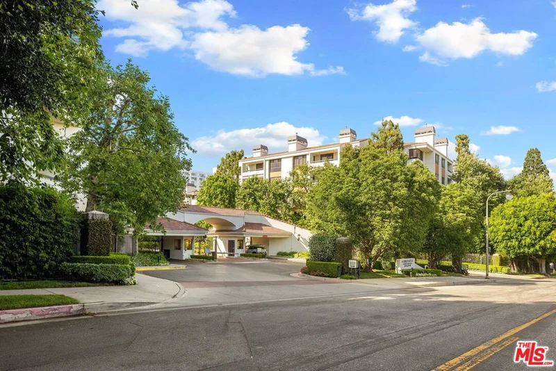 2132 Century Park Lane Ph 414, Los Angeles, CA 90067