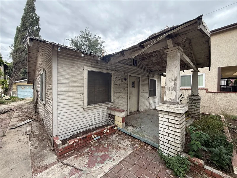 482 E Santa Anita Avenue photo 2