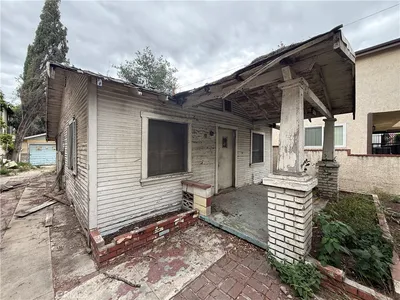 482 E Santa Anita Avenue photo 2