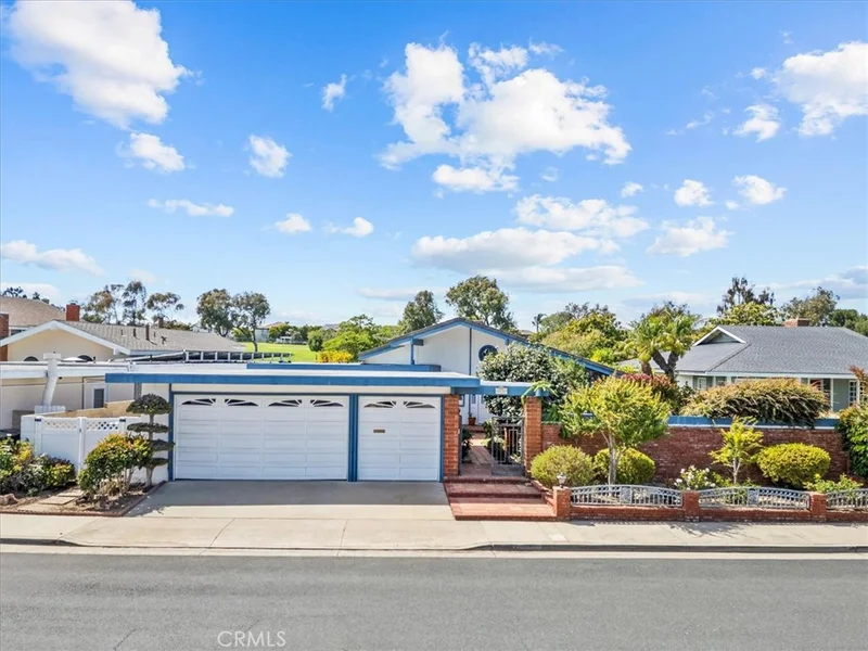 19701 Quiet Bay