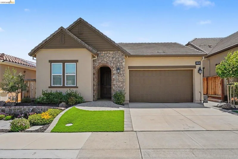 1696 Provence Ln