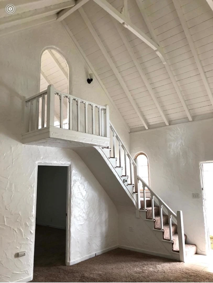 Interior 3