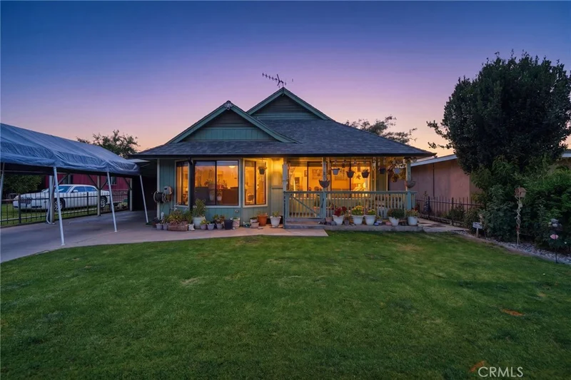 428 S A, Madera, CA 93638