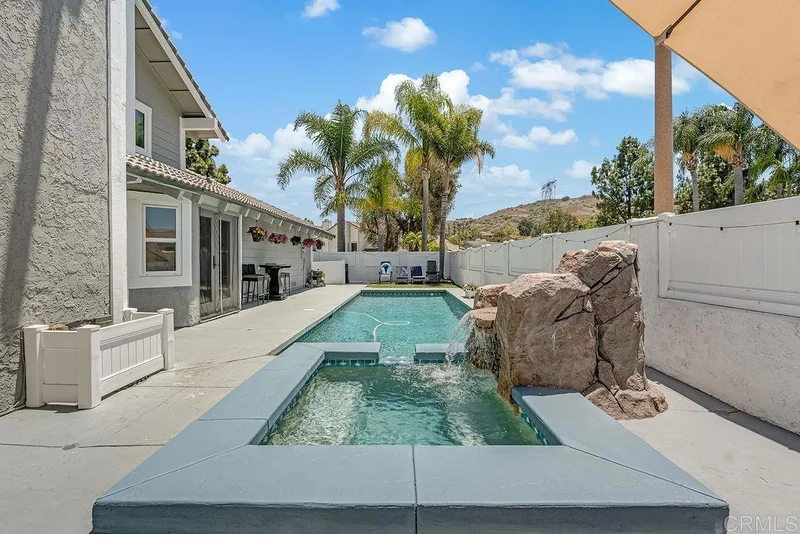 6098 E Silverspur Trail, Anaheim Hills, CA 92807